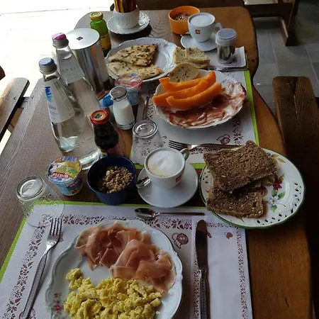 مزرعة للإقامة Nel Giardino Di Dafne *